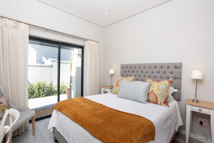 To Let 4 Bedroom Property for Rent in Val De Vie Estate Western Cape